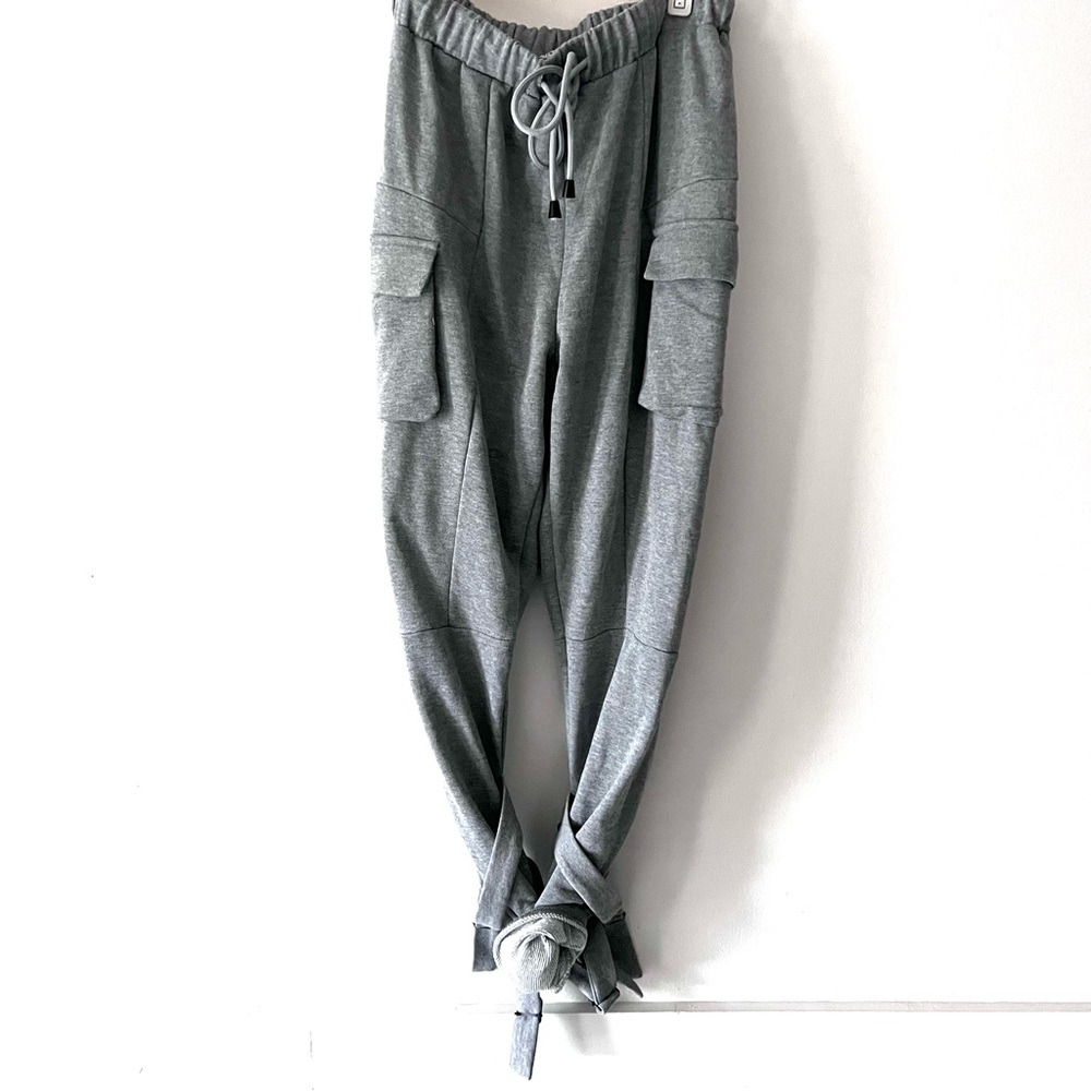 Heather Gray Jogger Cargo Pants drawstring adjustable waist- Med